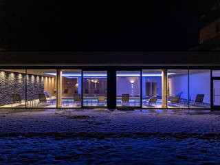 La piscina del Monaco Sport Hotel a Santo Stefano di Cadore (BL), Roberto Pedi Fotografo Roberto Pedi Fotografo พื้นที่เชิงพาณิชย์