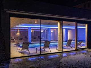 La piscina del Monaco Sport Hotel a Santo Stefano di Cadore (BL), Roberto Pedi Fotografo Roberto Pedi Fotografo 상업공간