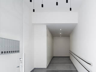 TOMAS EDISON 6, CASTELLDEFELS, Arquitectura Viñas Arquitectura Viñas Mediterranean corridor, hallway & stairs