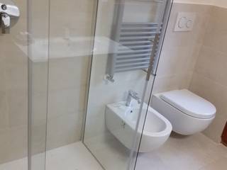 Ristrutturazione Via Cassia, Roma 2017, MSM Ristrutturazioni MSM Ristrutturazioni Minimalist bathroom Ceramic