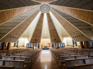 Chiesa Santo Volto, Torino, Falegnameria Fosca Falegnameria Fosca Ruang Komersial Kayu Wood effect