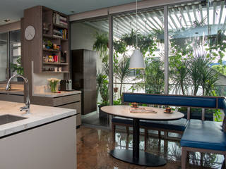 Award-winning Penthouse Singapore, Design Intervention Design Intervention Unit dapur