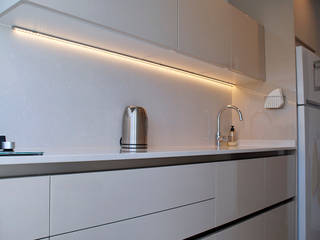 Cocina italiana moderna sin tiradores en Calpe, Casa Interior Casa Interior Kitchen