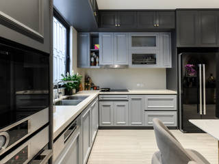 BIỆT THỰ PHỐ TÂN CỔ ĐIỂN THỤY KHUÊ, HÀ NỘI, Neo Classic Interior Design Neo Classic Interior Design Classic style kitchen Wood White