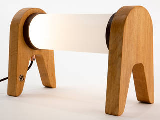 MELLA - Lampada da tavolo, brArtdesign brArtdesign Living roomLighting