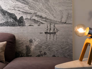 LIGHTHOUSE - Lampada da tavolo, brArtdesign brArtdesign Ruang keluarga: Ide desain interior, inspirasi & gambar