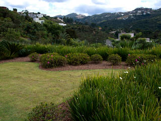 Residência em Nova Lima - MG, CP Paisagismo CP Paisagismo Jardins tropicais