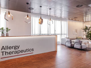 Oficinas Allergy Therapeutics Barcelona, ESTUDIO DE CREACIÓN JOSEP CANO, S.L. ESTUDIO DE CREACIÓN JOSEP CANO, S.L. Ruang Studi/Kantor Modern