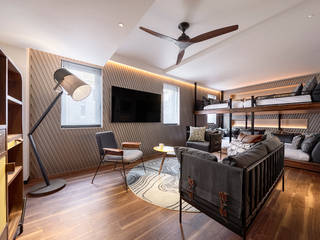 GUEST ROOM -THE LIVELY HAKATA FUKUOKA-, 株式会社DESIGN STUDIO CROW 株式会社DESIGN STUDIO CROW Hotels Wood Wood effect