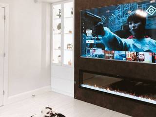 Media unit with fireplace, Kleiderhaus ltd Kleiderhaus ltd ห้องนั่งเล่น แผ่น MDF