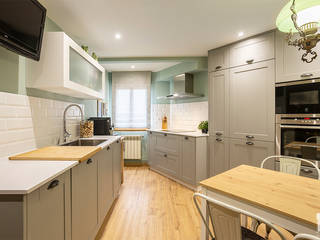 Reforma de cocina, UVE laboratorio de diseño UVE laboratorio de diseño Built-in kitchens