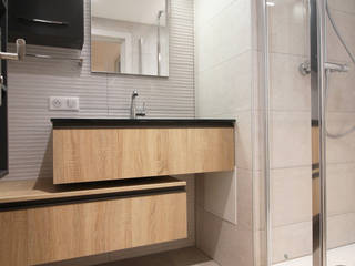 APPARTEMENT A SOUFFELWEYERSHEIM, Agence ADI-HOME Agence ADI-HOME Phòng tắm phong cách hiện đại Đá sa thạch Grey