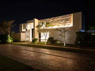 Casa Kanha, LUMINICA Iluminación LUMINICA Iluminación Multi-Family house Stone