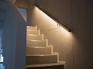 Modernes Treppenhaus, Wall Rapture Germany GmbH Wall Rapture Germany GmbH Stairs Treppe,Holz,Rechteck,Innenarchitektur,Boden,Bodenbelag,Tönungen und Schattierungen,Kunst,Decke,Platz