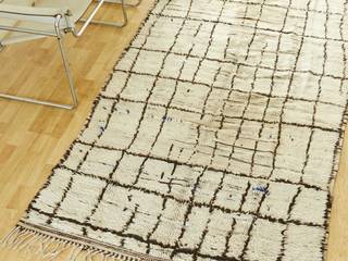 vintage rugs - 'Beni Ourain', SCHÖNE BEUTE SCHÖNE BEUTE Mediterrane Wohnzimmer Wolle