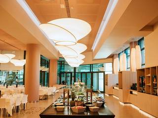 Mobiliario Salón Desayuno Hotel Deloix, FustHabitat FustHabitat พื้นที่เชิงพาณิชย์