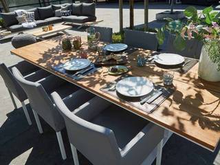 SunsLifestyle Dining, SUNS Lifestyle SUNS Lifestyle Modern style gardens