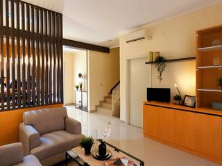 Green Lake City Private Residential, Interior Kaka Permata Interior Kaka Permata 미니멀리스트 거실 합판