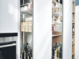 Erstklassige Inselküche von next125, Spitzhüttl Home Company Spitzhüttl Home Company KitchenCabinets & shelves