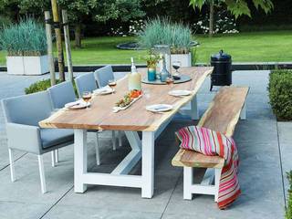 SunsLifestyle Outdoor Table, SUNS Lifestyle SUNS Lifestyle Modern style gardens