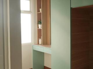 Springlake Apartemen Bekasi, Interior Kaka Permata Interior Kaka Permata Minimalist dressing room Plywood