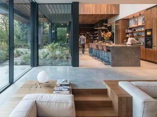 Casa in legno passiva, Green Living Ltd Green Living Ltd Salas de jantar modernas Madeira maciça