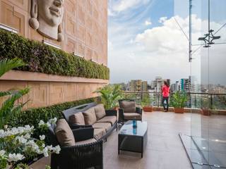 penthouse , Mansi desai Mansi desai Modern balcony, veranda & terrace Limestone