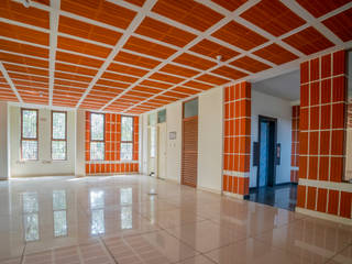 Mr. Bhatt Office, Bengaluru, Centre for Architecture and Planning Centre for Architecture and Planning Living room