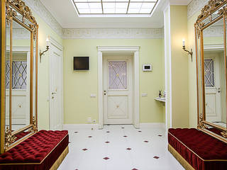 Дизайн интерьера загородного дома, Дизайнер Ольга Айсина Дизайнер Ольга Айсина Classic style corridor, hallway and stairs