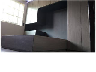 diseños innovadores , CUEVAS CARPINTEROS CUEVAS CARPINTEROS Modern style bedroom Solid Wood Multicolored