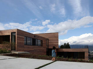Casa fatta con containers navali., Green Living Ltd Green Living Ltd Casas modernas: Ideas, diseños y decoración