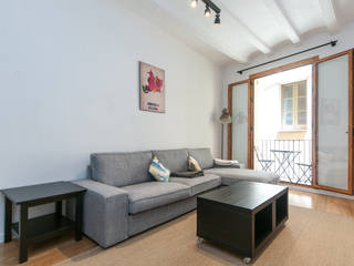 REFORMA INTEGRAL BLANQUERIA , Renova-T Renova-T Modern living room لکڑی White