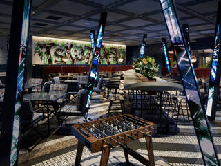 つるとんたん UDON NOODLE Brasserie SHIBUYA, 株式会社DESIGN STUDIO CROW 株式会社DESIGN STUDIO CROW Commercial spaces Copper/Bronze/Brass Blue