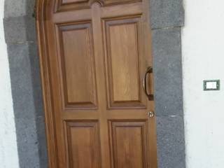 porte, Antica Falegnameria Antica Falegnameria Classic style doors Solid Wood Multicolored