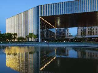 Kingboard Centre, a landmark portal to Hongqiao , Architecture by Aedas Architecture by Aedas Commercial spaces