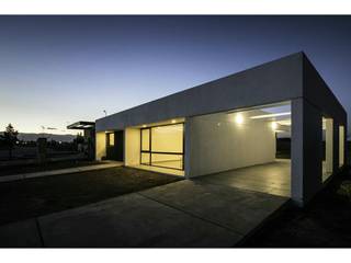 CASA N15, Llorca Durá Arquitectos Llorca Durá Arquitectos 獨棟房 玻璃