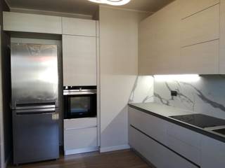 Appartamento moderno completo, TREZZI INTERNI SNC DI TREZZI FAUSTO, FRANCESCO E DARIO TREZZI INTERNI SNC DI TREZZI FAUSTO, FRANCESCO E DARIO Built-in kitchens