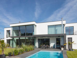 EFH mit Pool, architekten wendling architekten wendling Modern pool