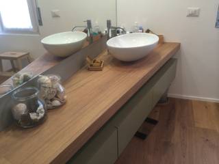 Mobile bagno su misura, dassigino snc dassigino snc Modern Bathroom Wood Wood effect