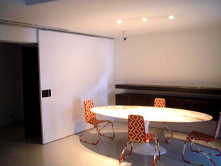 Premio Inavate Amsterdam ( Loft Madrid), Smart Business Smart Business Minimalist dining room Iron/Steel