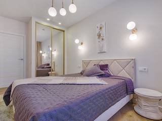 Modern and minimalistic residence design , Rich & Aki Rich & Aki Minimalistische Schlafzimmer MDF Lila/Violett