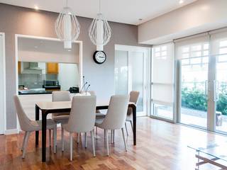 The Residences At Greenbelt, D3ID Design and Build D3ID Design and Build Moderne Esszimmer Beton Beige