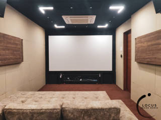 Dr Chhabra's Home Theatre, Locus Design Works Locus Design Works Salas multimedia de estilo moderno