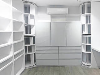 Walk in Closet, Soma & Croma Soma & Croma Vestidores y placares modernos Derivados de madera Transparente