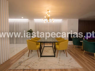 Casa Particular, Vila do Conde, IAS Tapeçarias IAS Tapeçarias Ruang Keluarga Modern Tekstil Amber/Gold