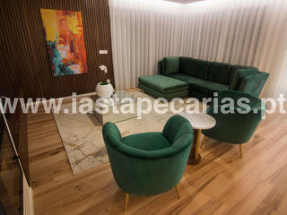 Casa Particular, Vila do Conde, IAS Tapeçarias IAS Tapeçarias Ruang Keluarga Modern Tekstil Amber/Gold
