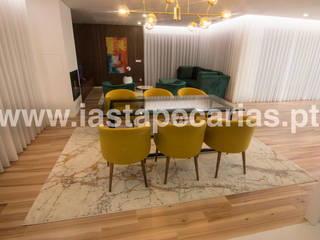 Casa Particular, Vila do Conde, IAS Tapeçarias IAS Tapeçarias Ruang Keluarga Modern Tekstil Amber/Gold