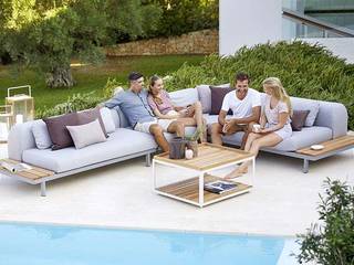 Cane-line outdoor sofa, scandinavian- interior furnutire scandinavian- interior furnutire Balcone, Veranda & Terrazza in stile scandinavo