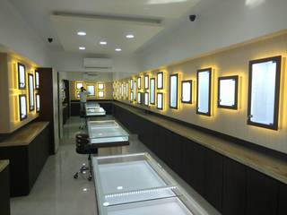 Diamond showroom- Retail, Spaceplaner Design Studio Spaceplaner Design Studio Ruang Komersial