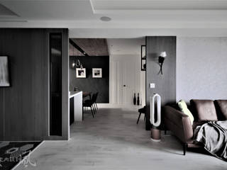 微奢簡約質感中藏入低調且自在的寧靜空間, 東風室內設計 東風室內設計 Couloir, entrée, escaliers modernes